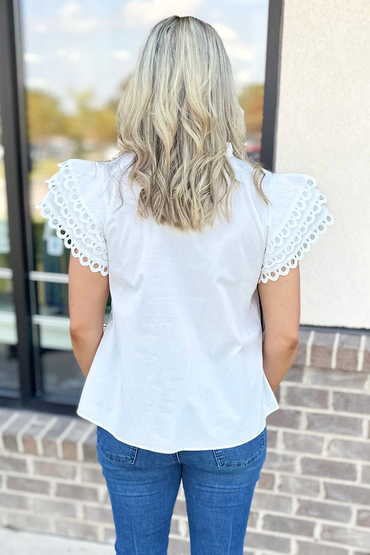 WHITE LACE TRIM LAYERED RUFFLE SLEEVE TOP