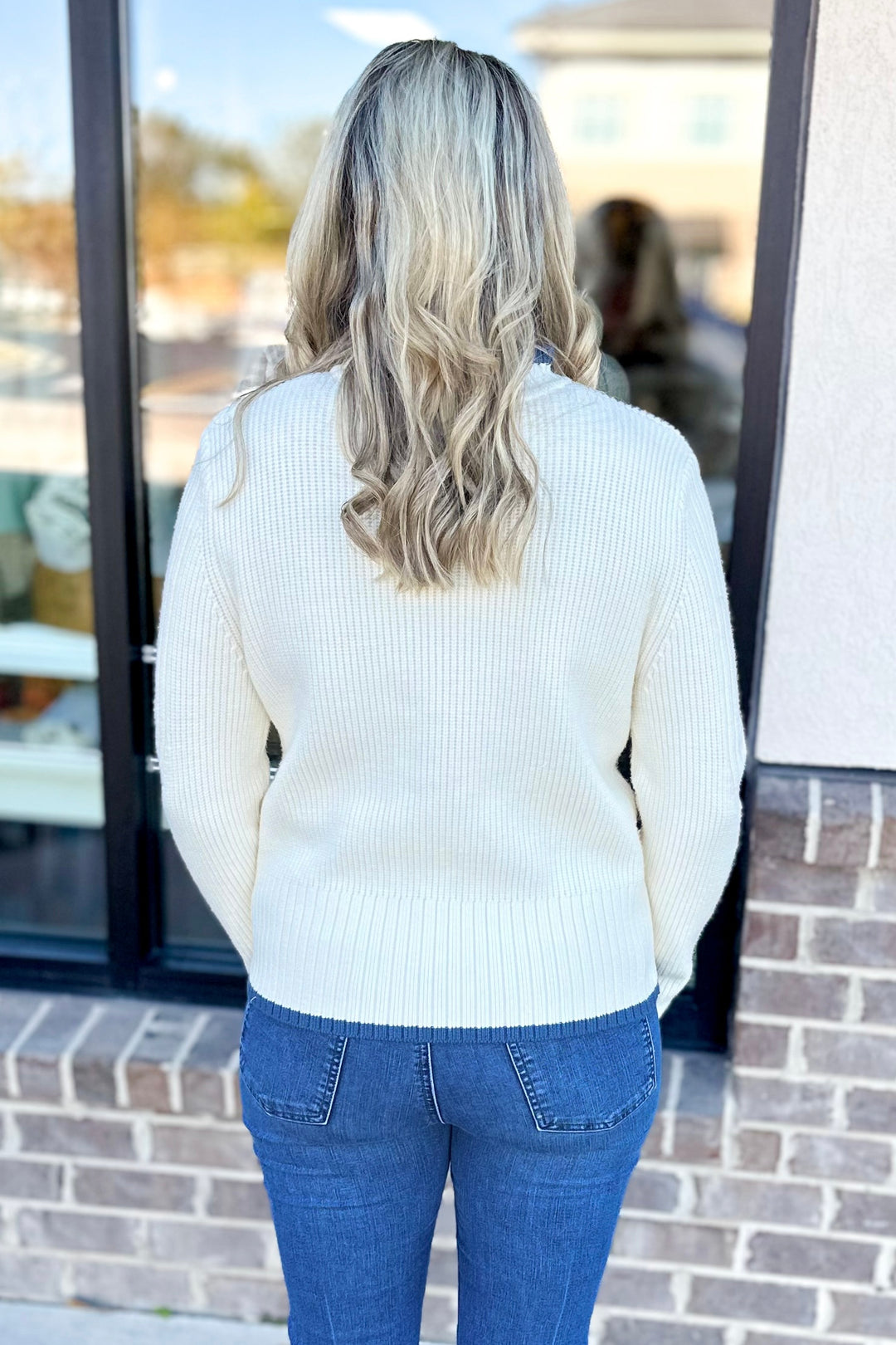 CREAM & NAVY TRIM SWEATER