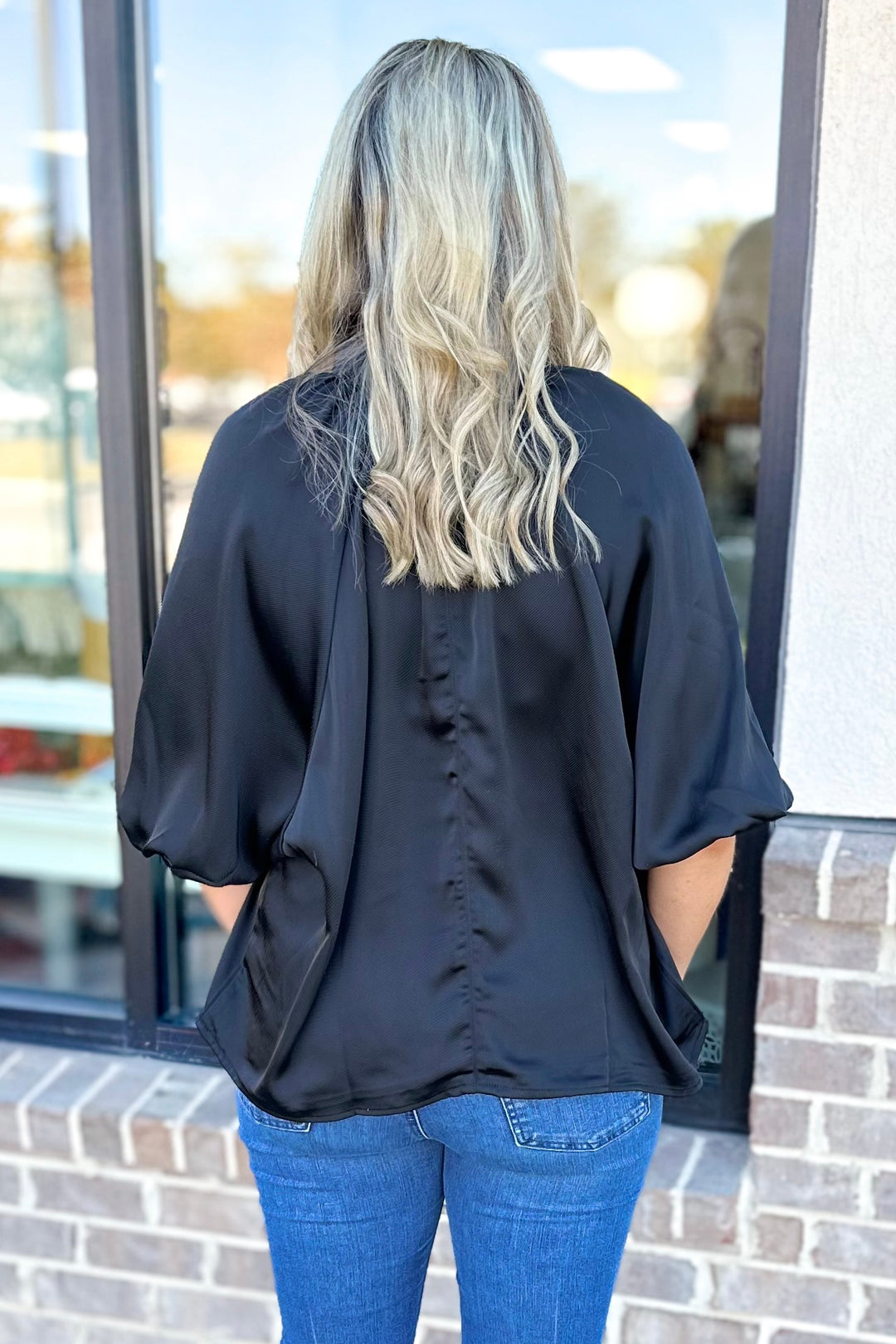 BLACK SATIN VNECK 3/4 SLEEVE TOP