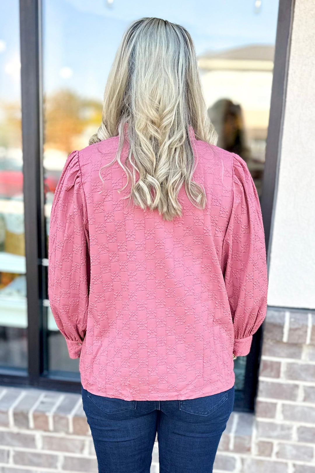 MAUVE FLORAL CHECKERED TEXTURED VNECK TOP