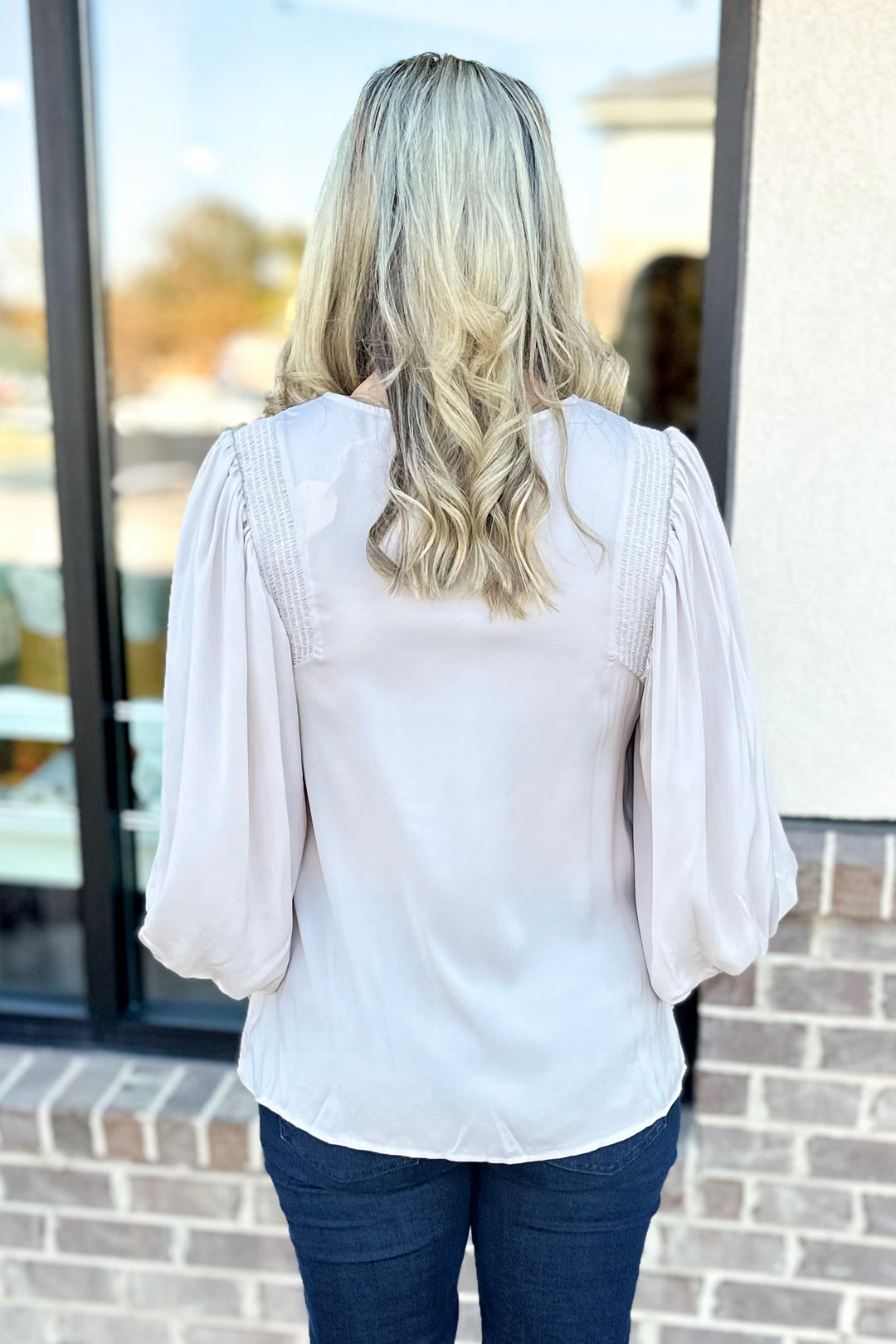 CHAMPAGNE SMOCKED SHOULDER BALLOON SLEEVE TOP