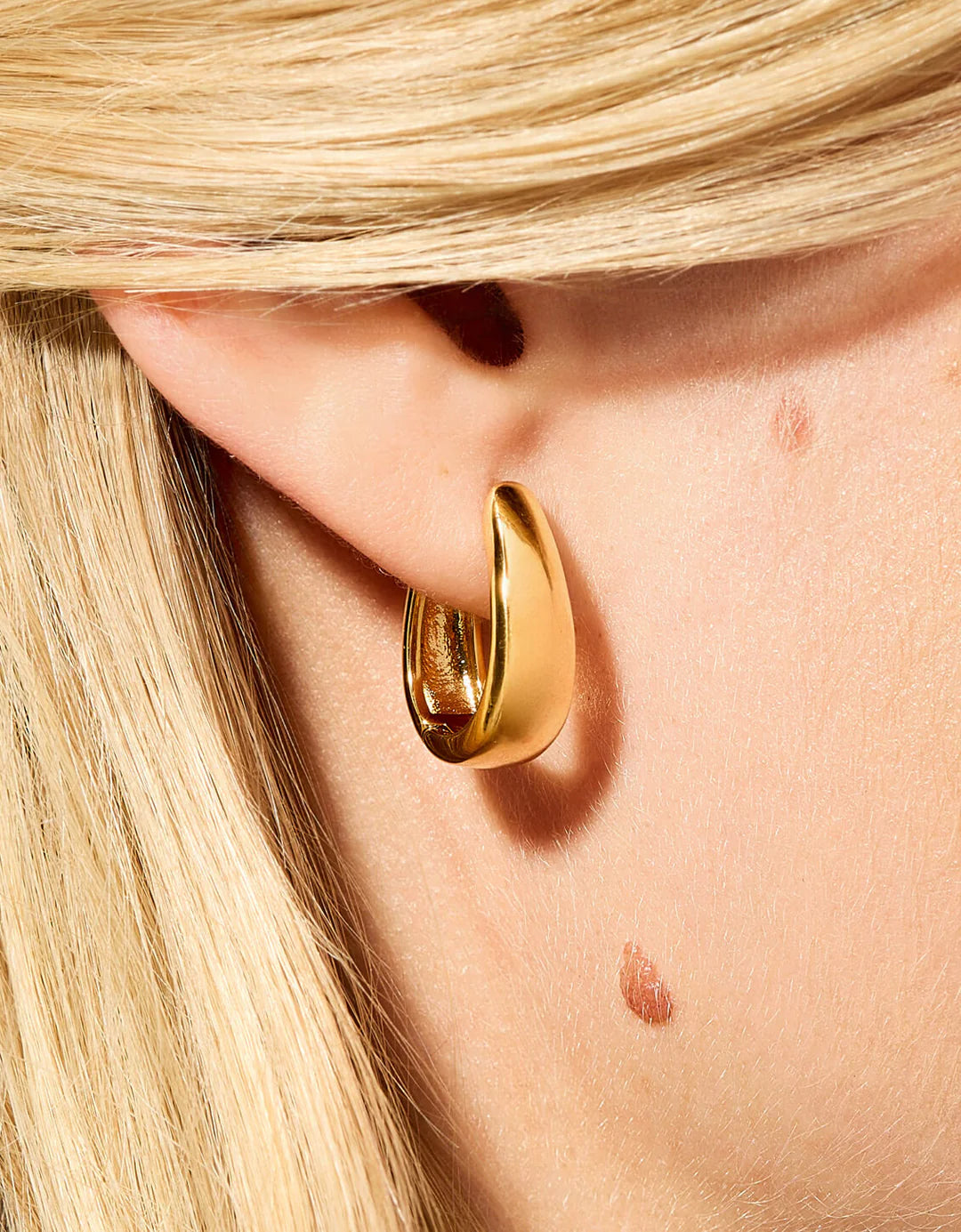 SP CHATHAM HOOP EARRINGS GOLD 18MM