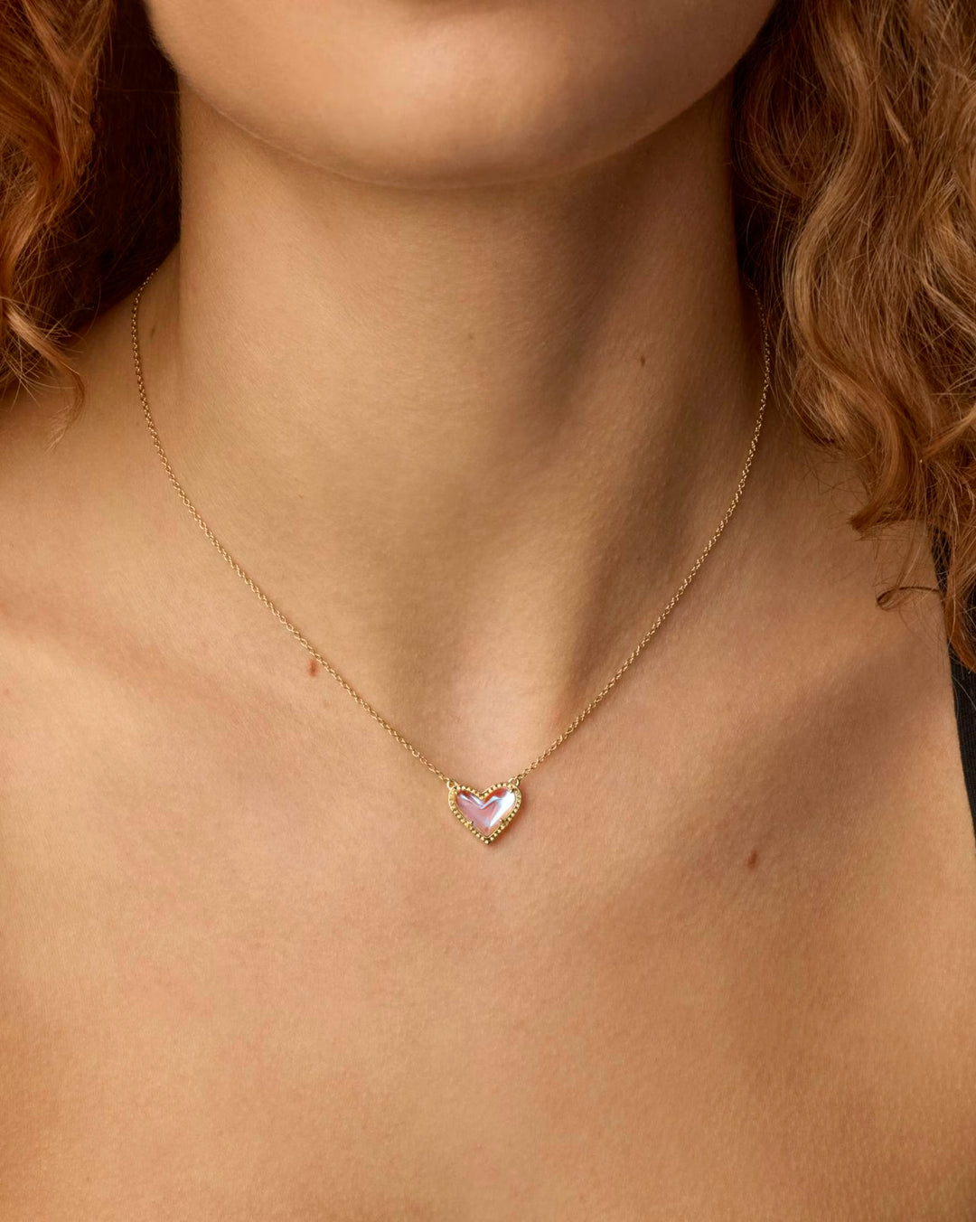 ARI HEART SHORT PENDANT NECKLACE, GOLD DICHROIC GLASS