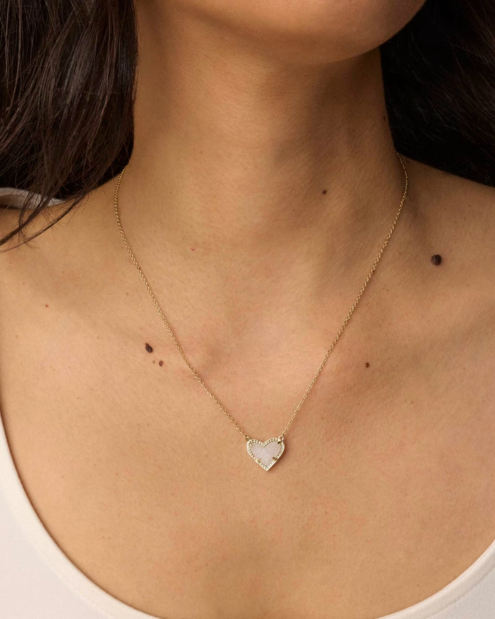 ARI HEART SHORT PENDANT NECKLACE, GOLD IRIDESCENT DRUSY