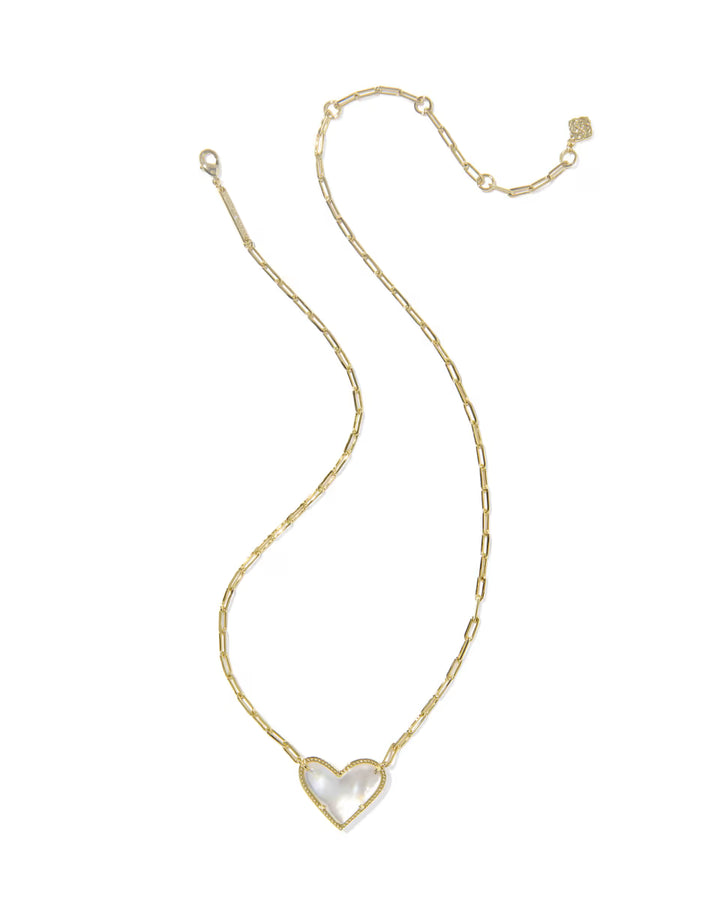 ARI HEART STATEMENT SHORT PENDANT NECKLACE, GOLD IVORY MOTHER OF PEARL