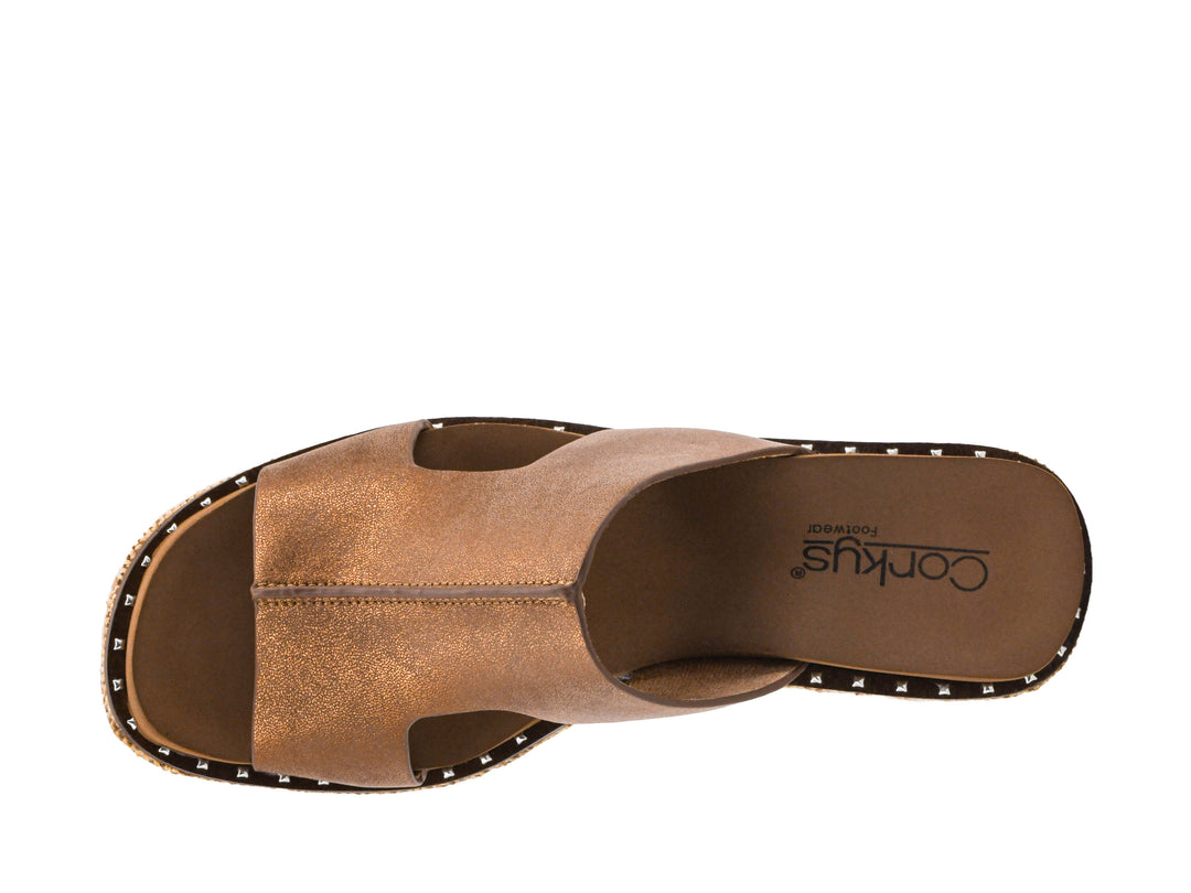WASHED BRONZE METALLIC KISS N TELL WEDGE