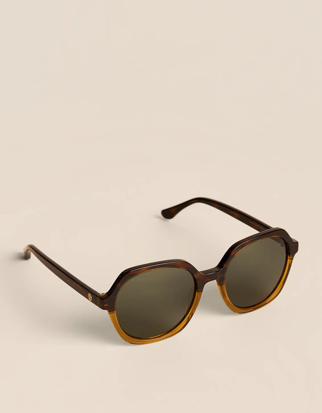 TORTOISE/GOLDEN CALIBOGUE SUNGLASSES