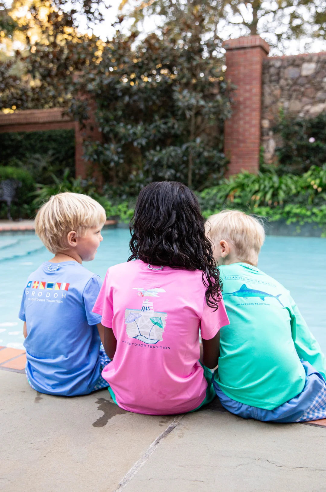 BEACH LIFEGUARD FUCHSIA PERFORMANCE TEE