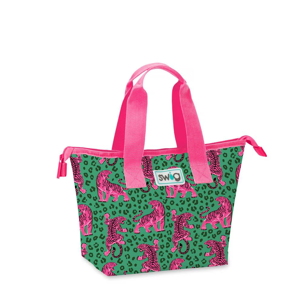 Light blue Swig lunch bag with golf ball textured design and green accents | Walker Boutique