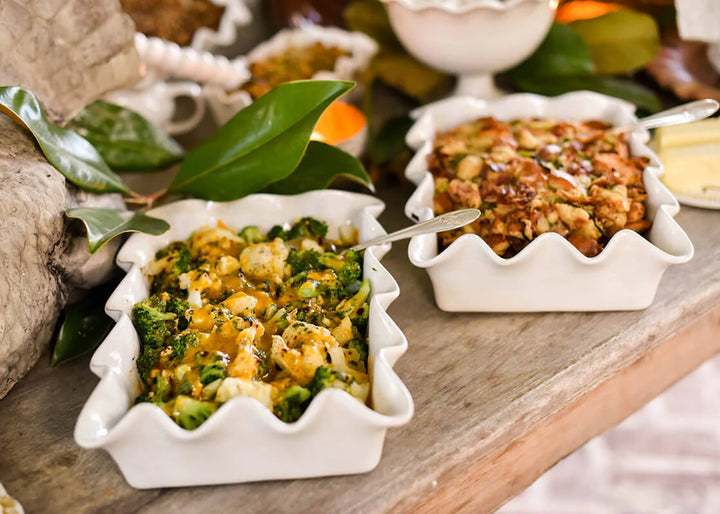 SIGNATURE WHITE RUFFLE CASSEROLE DISH