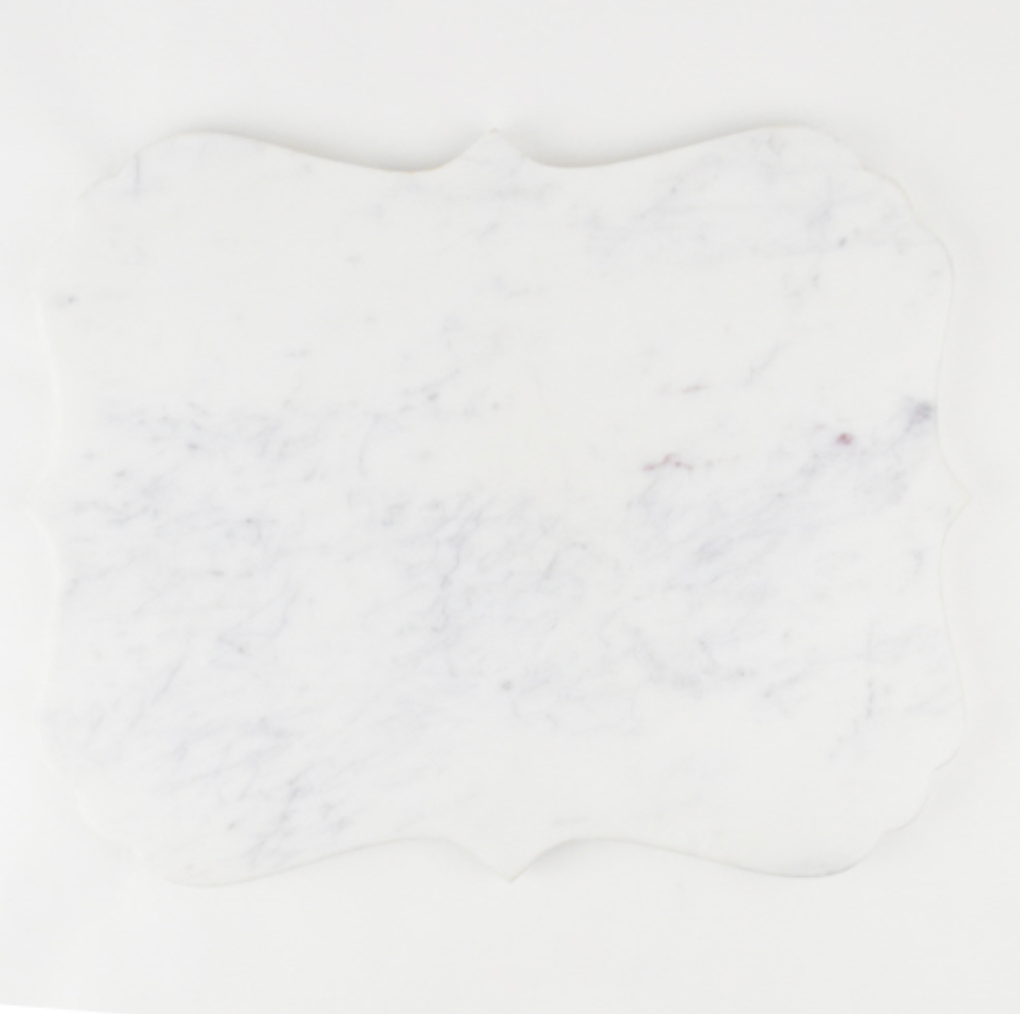 WHITE MARBLE SCALLOPED BOARD