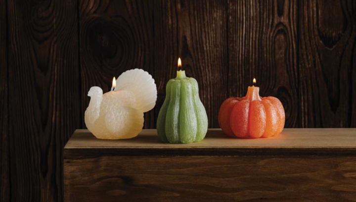 PUMPKIN GATHER FIGURAL CANDLE