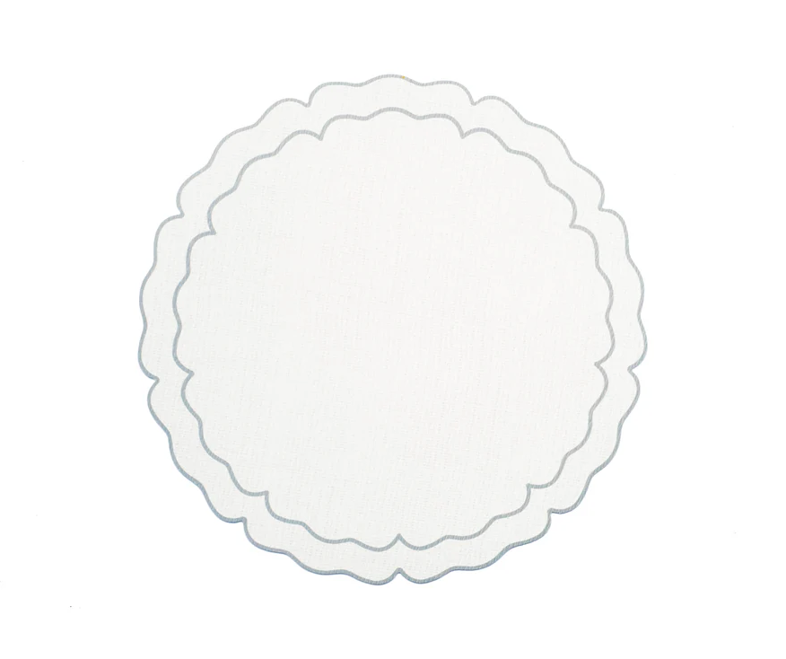 Beige Scalloped Vinilo Placemat Set – Neutral Wipe-Clean Decorative Placemats for Everyday Dining | Walker Boutique