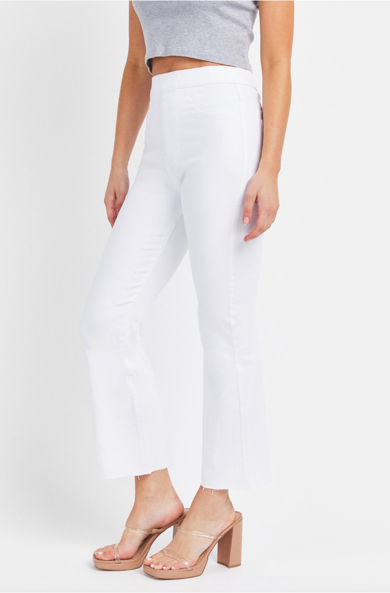 WHITE HIGH RISE PULL ON CROP FLARE JEAN