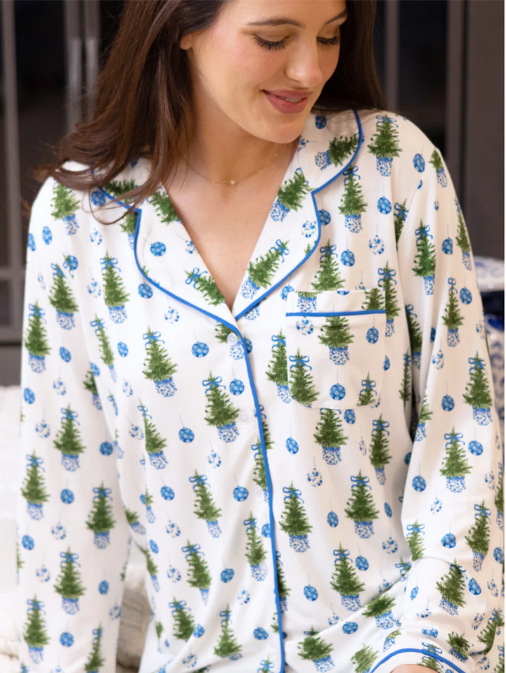 FANCY & FESTIVE CHARLOTTE PAJAMA SET