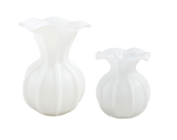 OPAQUE RUFFLED GLASS VASE