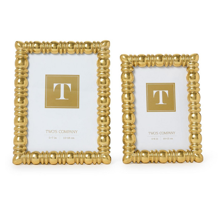 GOLD 4x6 5x7 SPINDLE FRAMES ON WHITE BACKGROUND SIDE BY SIDE
