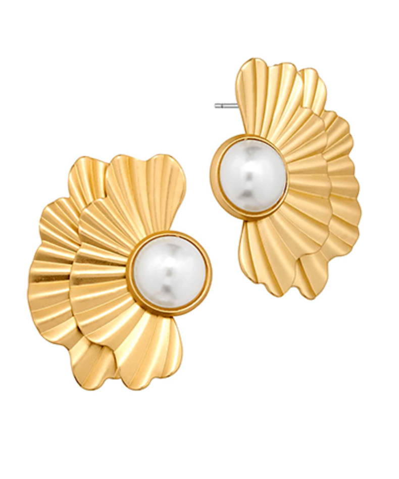 CREAM & MATTE GOLD HALF FLOWER PEARL EARRINGS