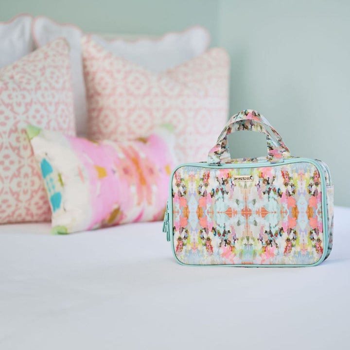 BROOKS AVENUE TRAVEL CASE