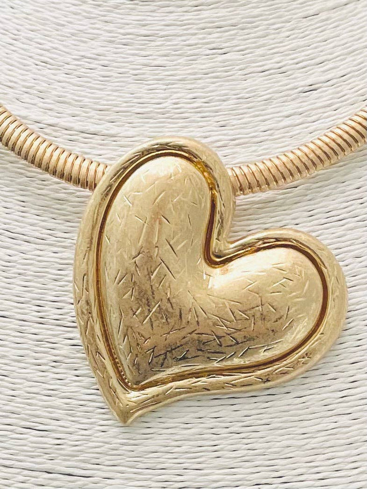 GOLD VINTAGE HEART CHOKER