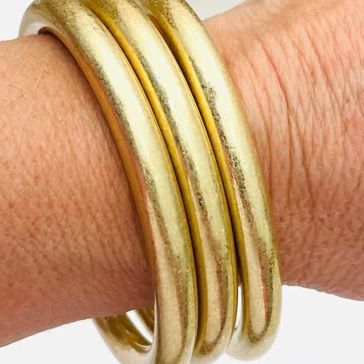 MATTE GOLD CHIC BOLD VINTAGE BANGLES SET