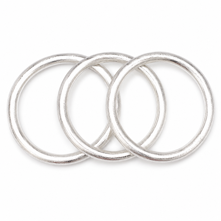 MATTE SILVER CHIC BOLD VINTAGE BANGLES SET