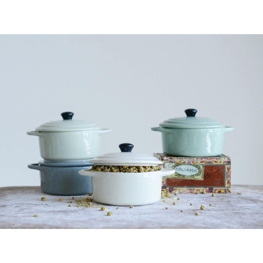 mini bakeware dishes four colors
blue hues