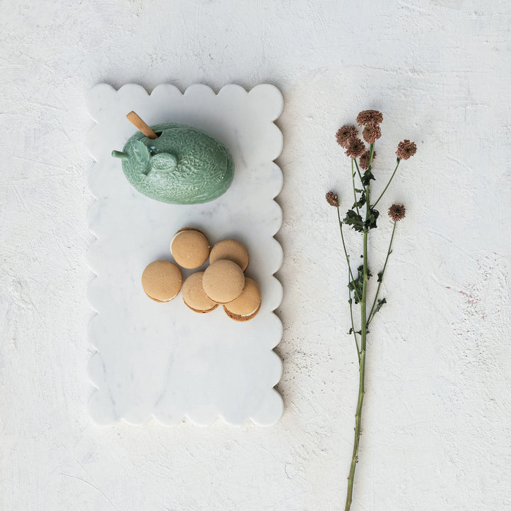 SCALLOPED EDGE MARBLE BOARD