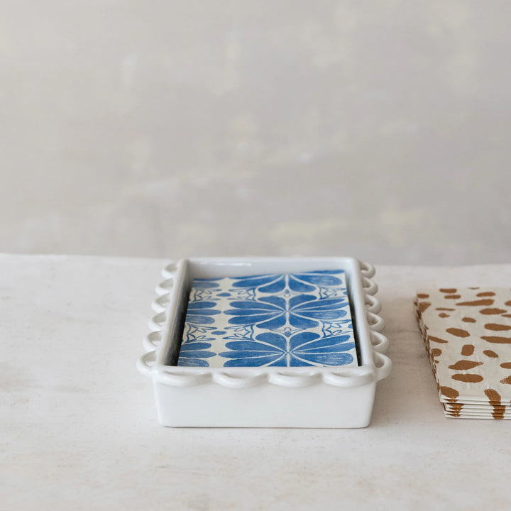 NAPKIN HOLDER WITH BLUE NAPKINS