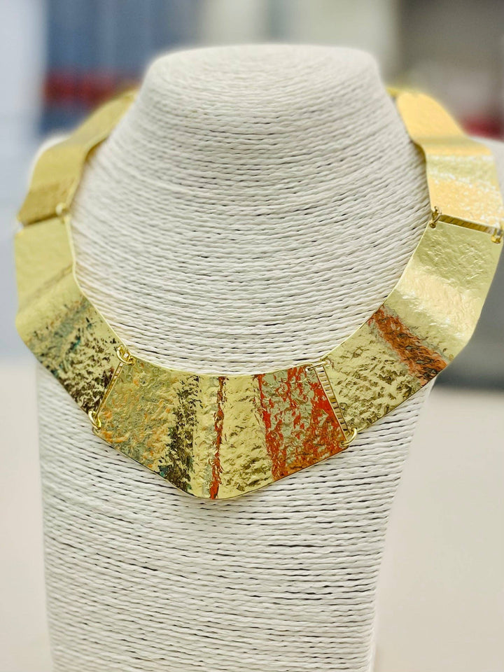 GOLD FLOATING COLLAR