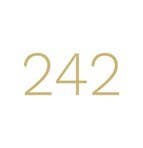 GOLD CHIC GINKGO STUD EARRINGS