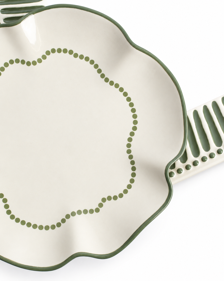 EVELYN WHITE & GREEN PLATE