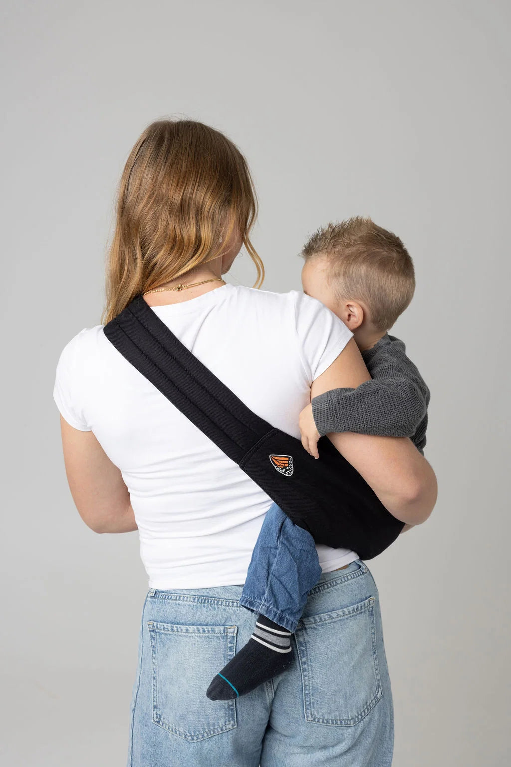 THE MONARCH TODDLER SLING | EBONY