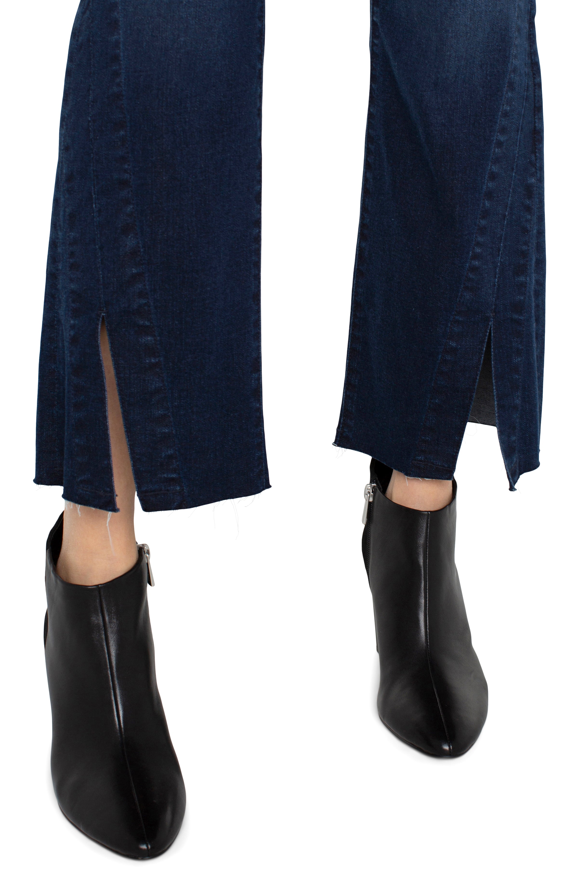 トップス Forwardwisteria LIVERPOOL: GIA GLIDER CROP FLARE TWISTED SEAM | BANNING