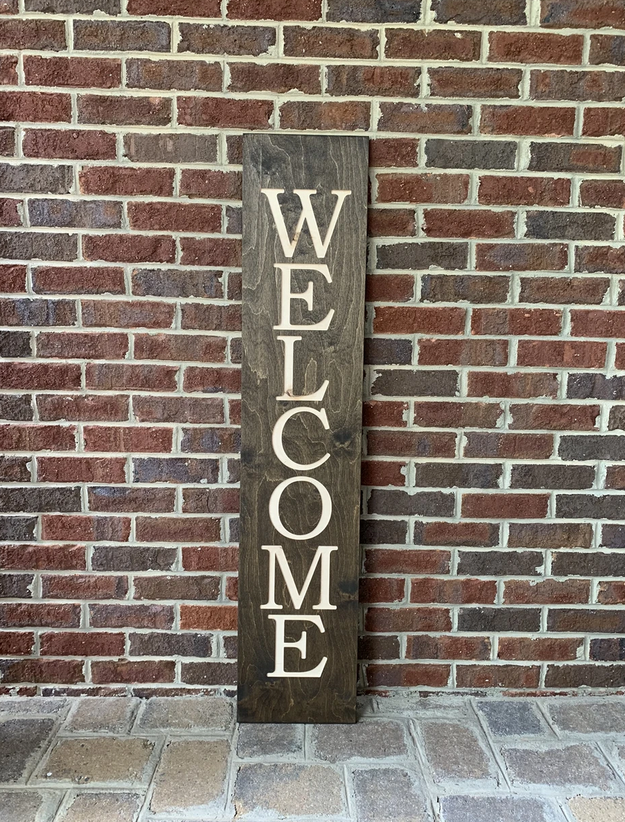 WOODEN WELCOME BOARD