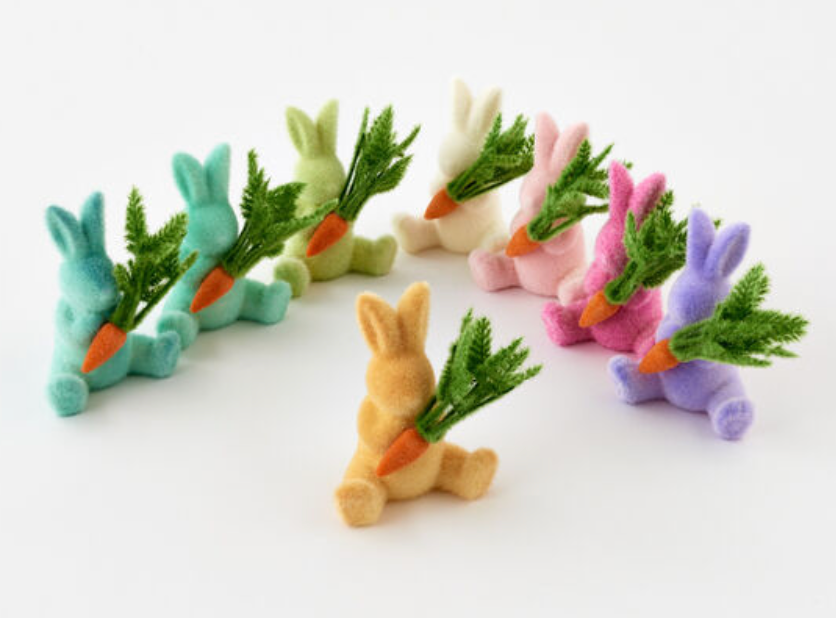 FLOCKED BUNNY WITH CARROT