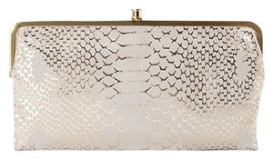 HOBO: LAUREN CLUTCH WALLET IN GIOLD FILIGREE