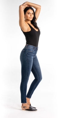 AOS: HILARY SKINNY JEAN IN CANAL
